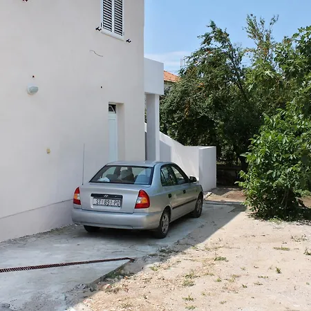 Apartment Murter 5089C Apartamento